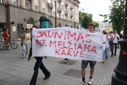 jaunimas ne melziama karve